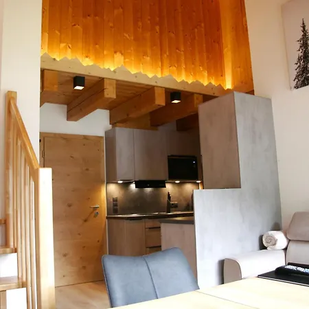 Tirolerhof - Appartementhaus 3*