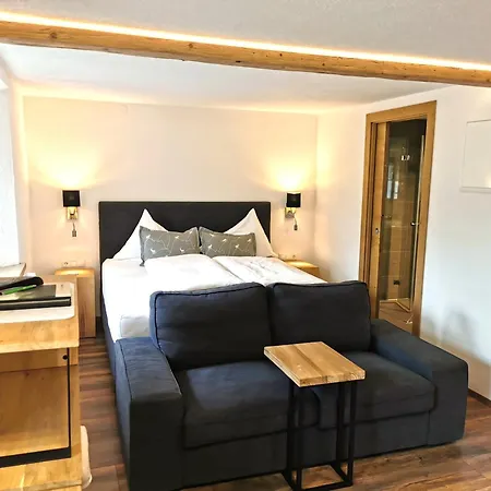 Tirolerhof - Appartementhaus Kaunertal