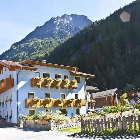 Tirolerhof - Appartementhaus Lägenhetshotell 3*