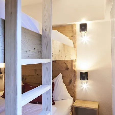 Tirolerhof - Appartementhaus