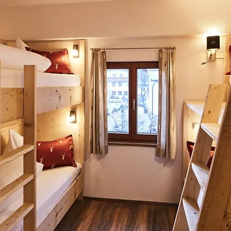 Lägenhetshotell Tirolerhof - Appartementhaus Kaunertal