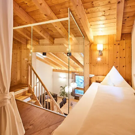 Tirolerhof - Appartementhaus Lägenhetshotell 3*