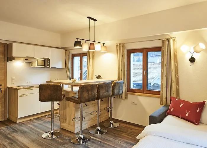 Tirolerhof - Appartementhaus