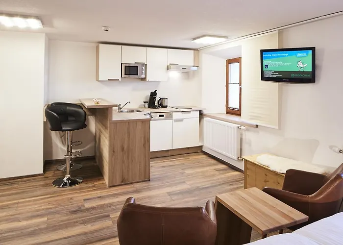 Tirolerhof - Appartementhaus كاونرتال