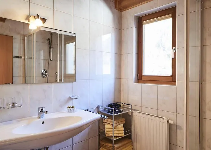 Tirolerhof - Appartementhaus Hotel apartamentowy Kaunertal