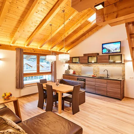 Tirolerhof - Appartementhaus 아파트호텔 카우넬탈